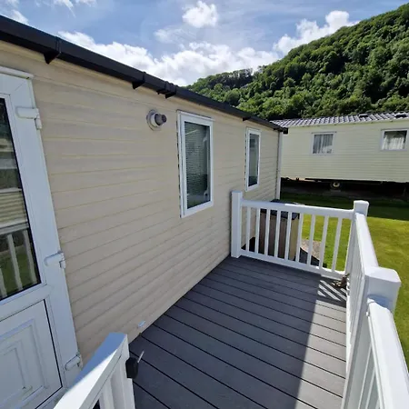 Cozy 2 Bedroom Static Caravan In Clarach Bay , Aberystwyth Exterior photo