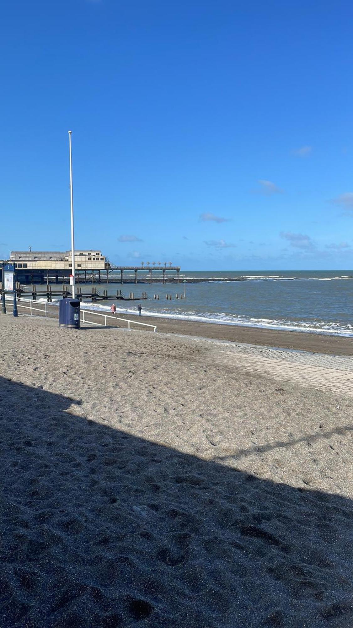 Cozy 2 Bedroom Static Caravan In Clarach Bay , Aberystwyth
